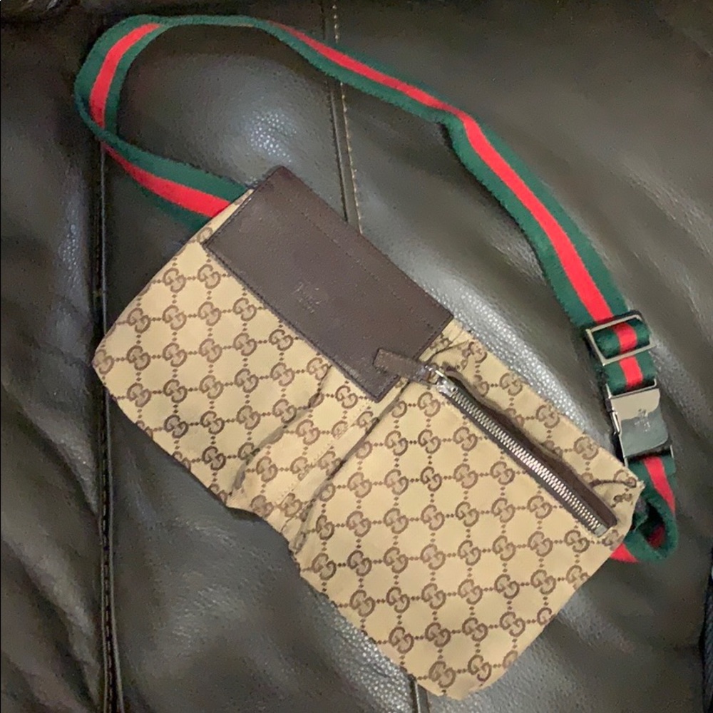 Authentic pre-loved Gucci Canvas Fanny Pack